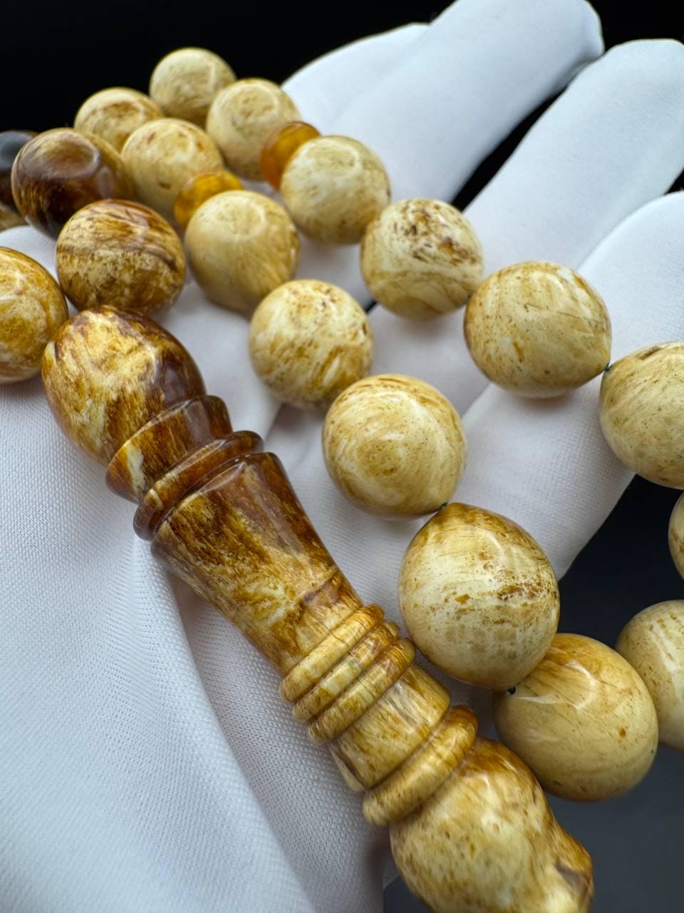 il_fullxfull.6817333701_h2ou.jpg Pressed Baltic Amber Tasbih with Red Tassel, 33 Beads, 41.5g