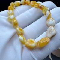 Honey Cream Baltic Amber Bracelet, 6.5mm Beads, 5.3g