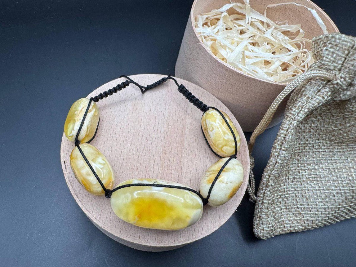 il_fullxfull.7328353765_esnn.jpg Landscape Baltic Amber Bracelet, Creamy White, Adjustable, 15.5g