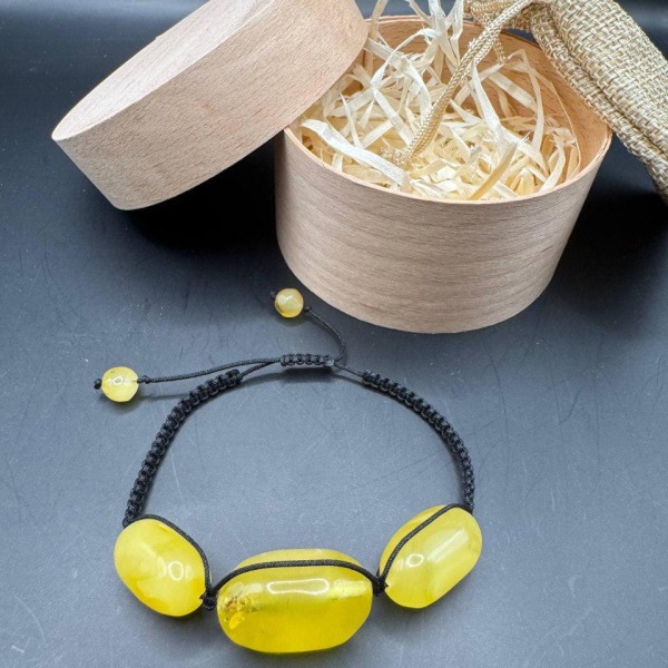 Macrame Baltic Amber Bracelet, Yellow Amber, Adjustable, 8g