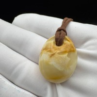 il_fullxfull.7374933130_c8zk.jpg Landscape Baltic Amber Pendant, Cream and Honey, 8g