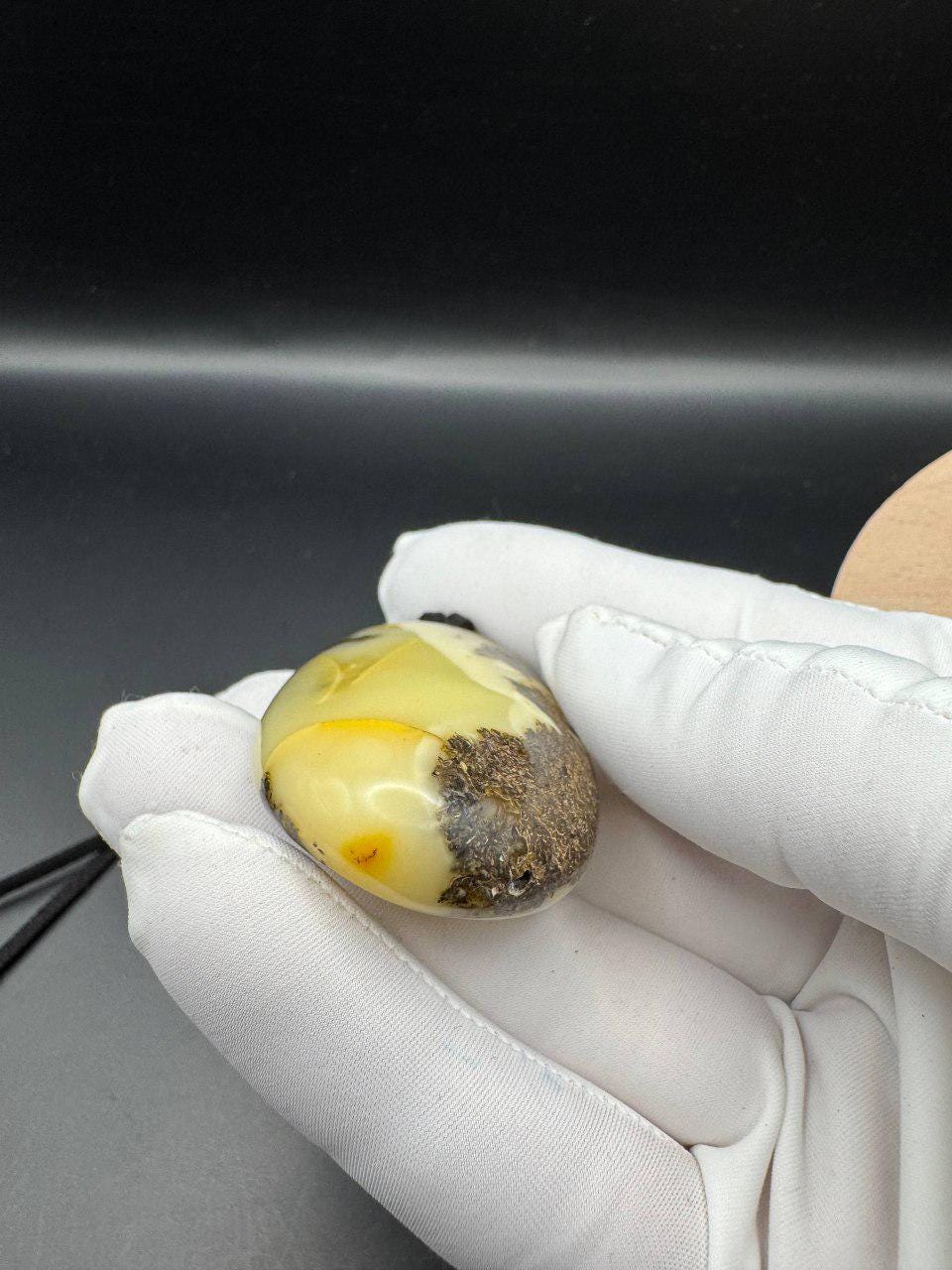 il_fullxfull.7374951654_735d.jpg Creamy Yellow and Brown Baltic Amber Pendant, 55mm, 17.5g