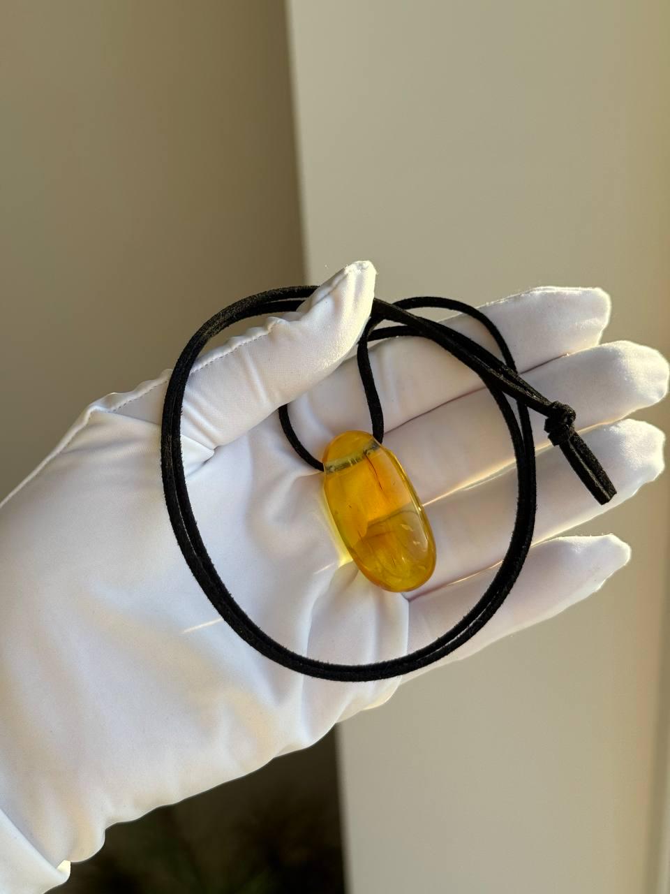 Golden Yellow Baltic Amber Pendant, 39mm, 9g