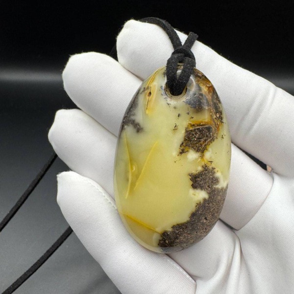 Creamy Yellow and Brown Baltic Amber Pendant, 55mm, 17.5g
