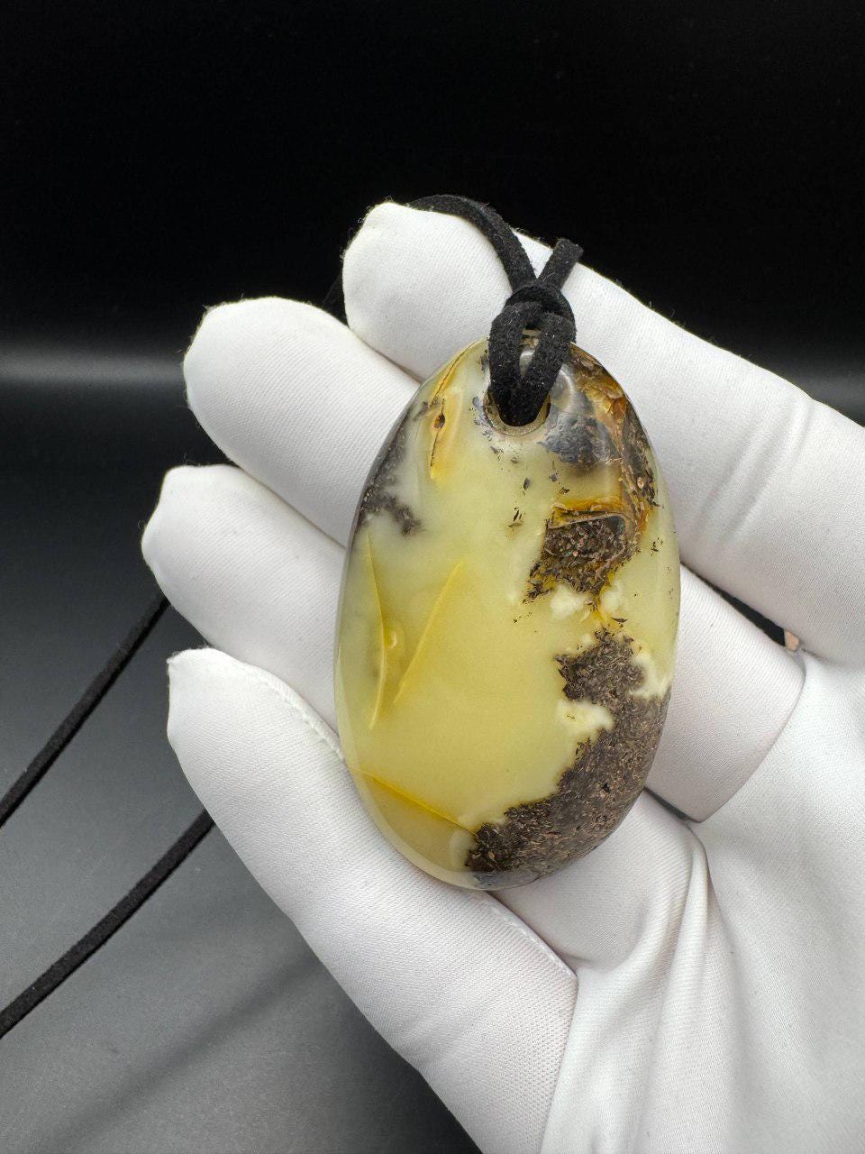il_fullxfull.7422874717_dwgb.jpg Creamy Yellow and Brown Baltic Amber Pendant, 55mm, 17.5g