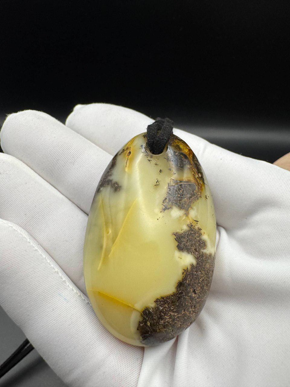 il_fullxfull.7422874719_c1dx.jpg Creamy Yellow and Brown Baltic Amber Pendant, 55mm, 17.5g