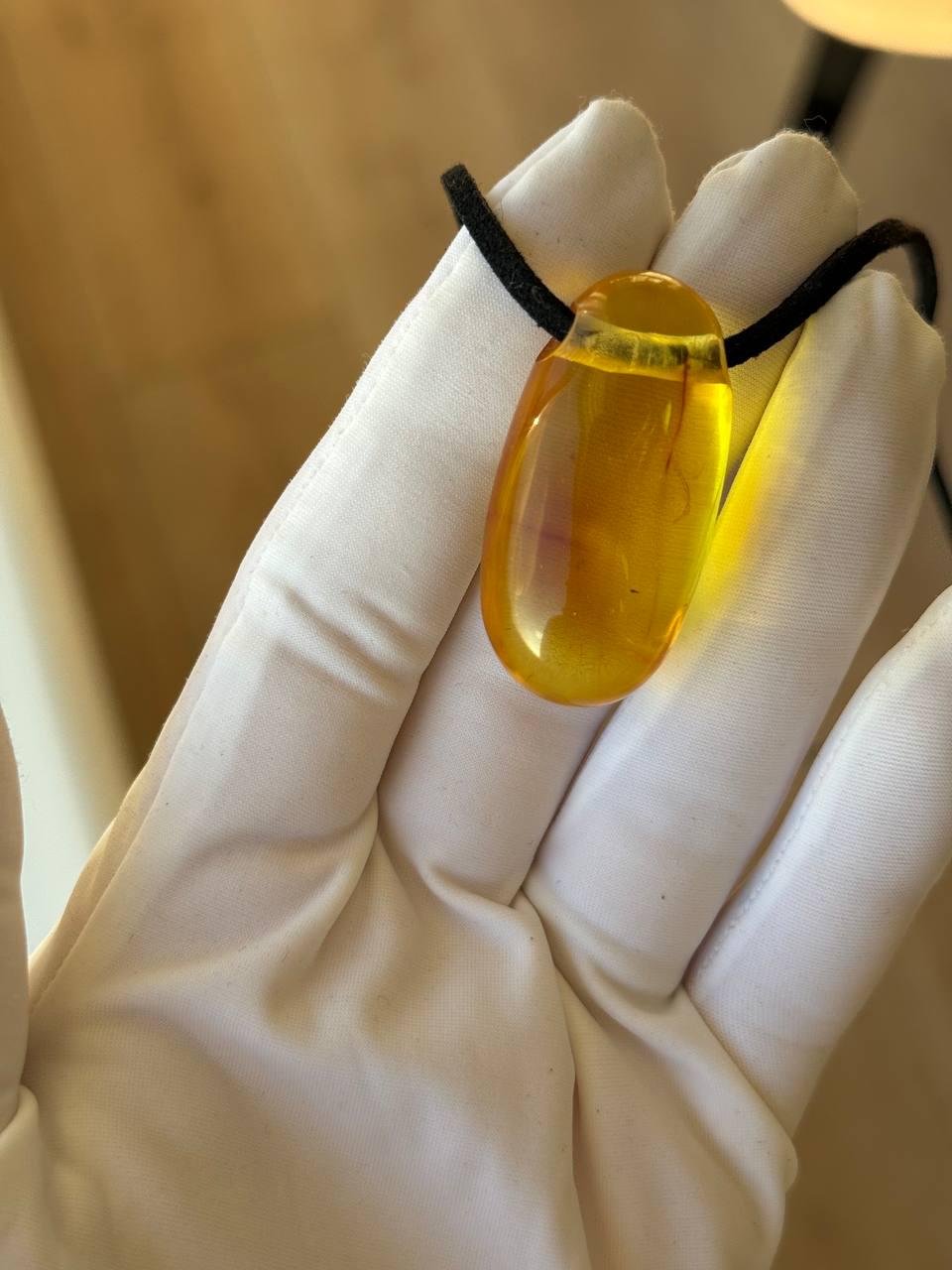 Golden Yellow Baltic Amber Pendant, 39mm, 9g