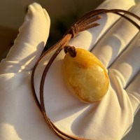 il_fullxfull.7449876501_340n.jpg Hand-Carved Honey Baltic Amber Pendant, 12.3g
