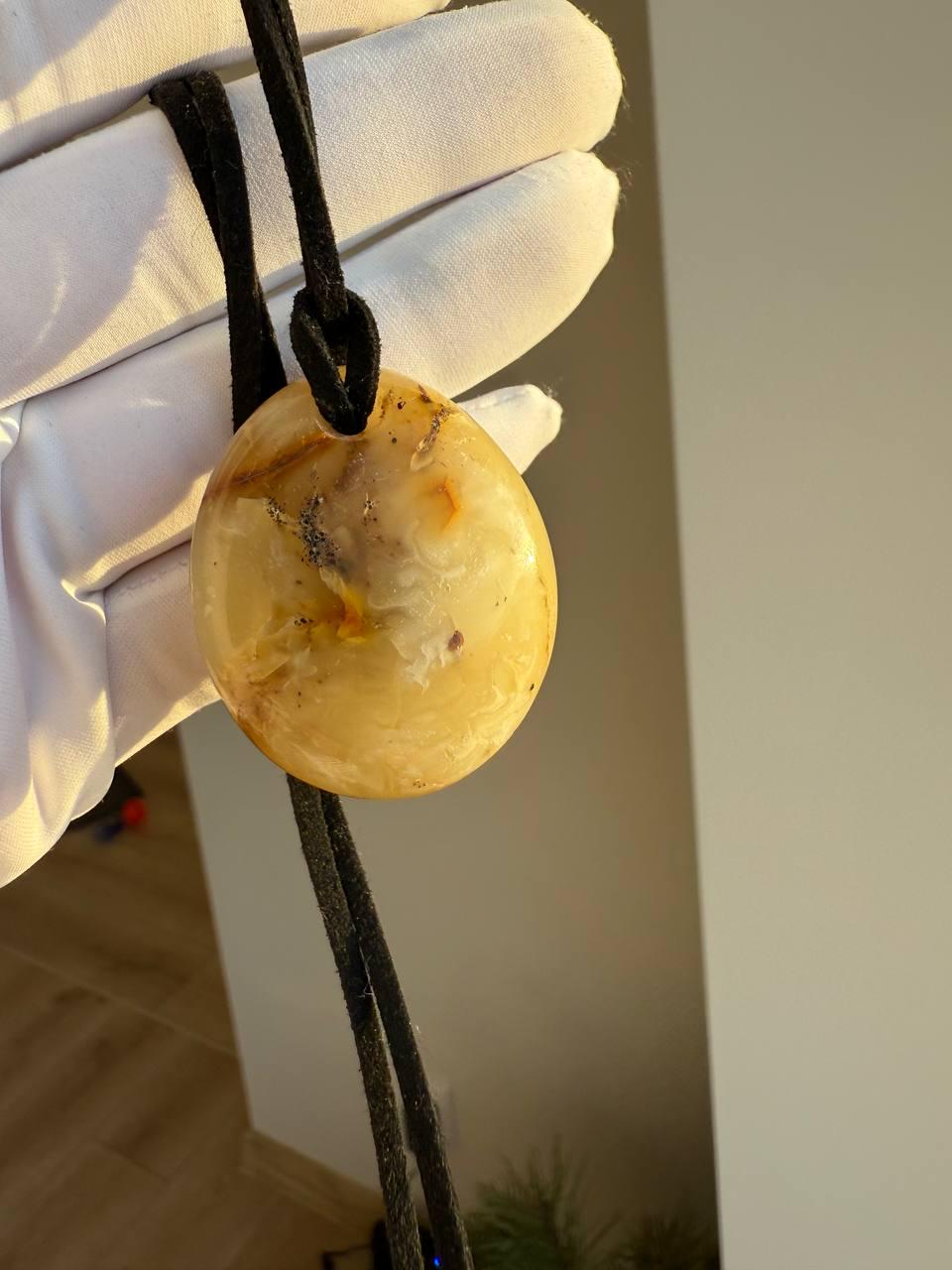 il_fullxfull.7449908819_irn4.jpg Polished Honey Baltic Amber Pendant, 37mm, 12g