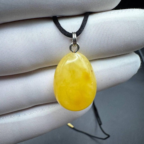 Milky Butterscotch Baltic Amber Teardrop Pendant, 3.7g