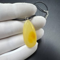 il_fullxfull.7469332382_f1ru.jpg Hand-Polished Golden Baltic Amber Pendant, 35mm, 5.2g