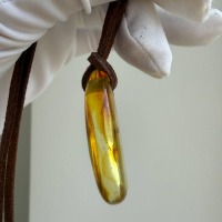 il_fullxfull.7909623625_noym.jpg Light Honey Baltic Amber Pendant, Minimalist, 4.7g