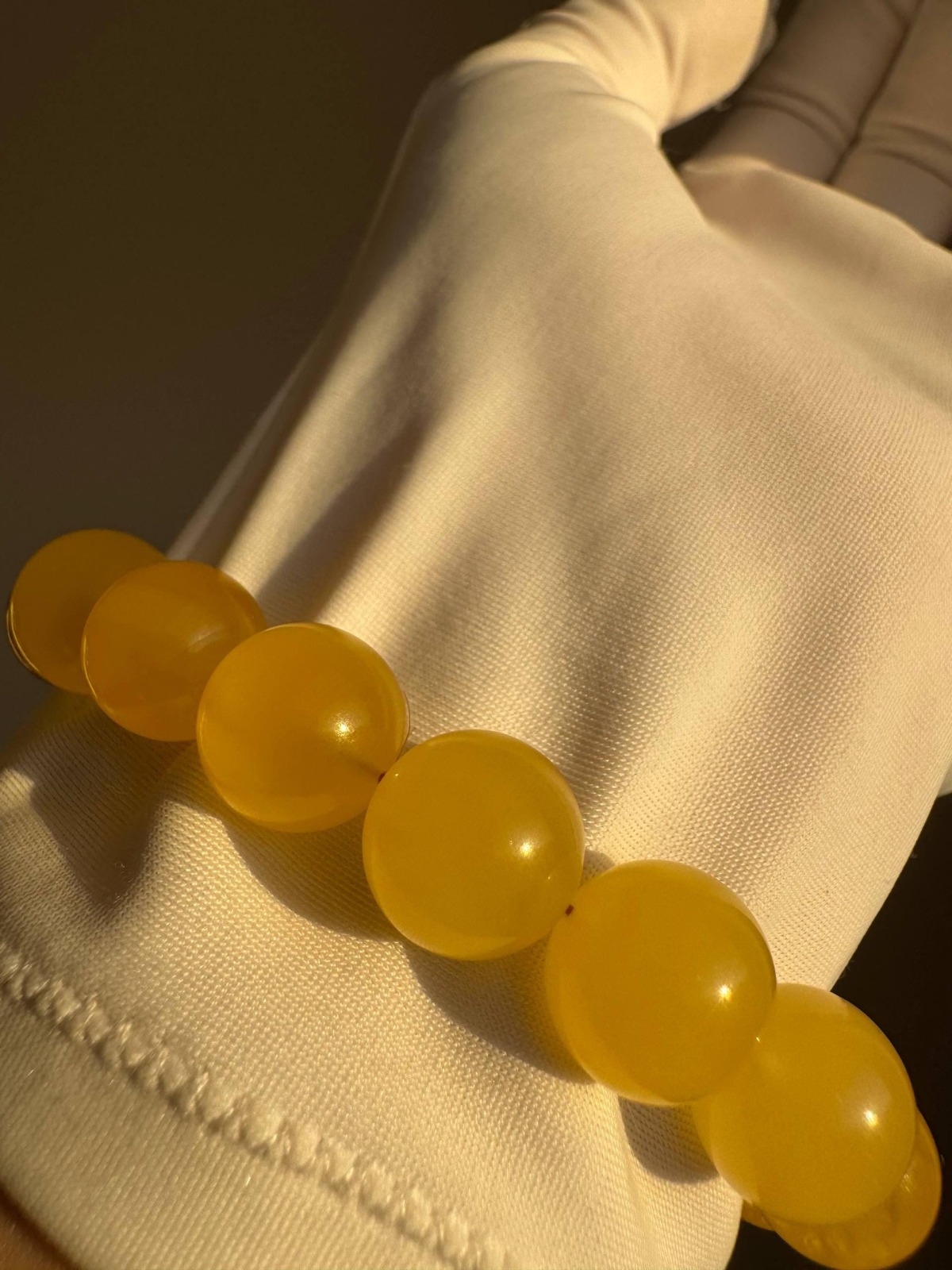 Egg Yolk Butterscotch Baltic Amber Bracelet, 12mm Beads, 14g